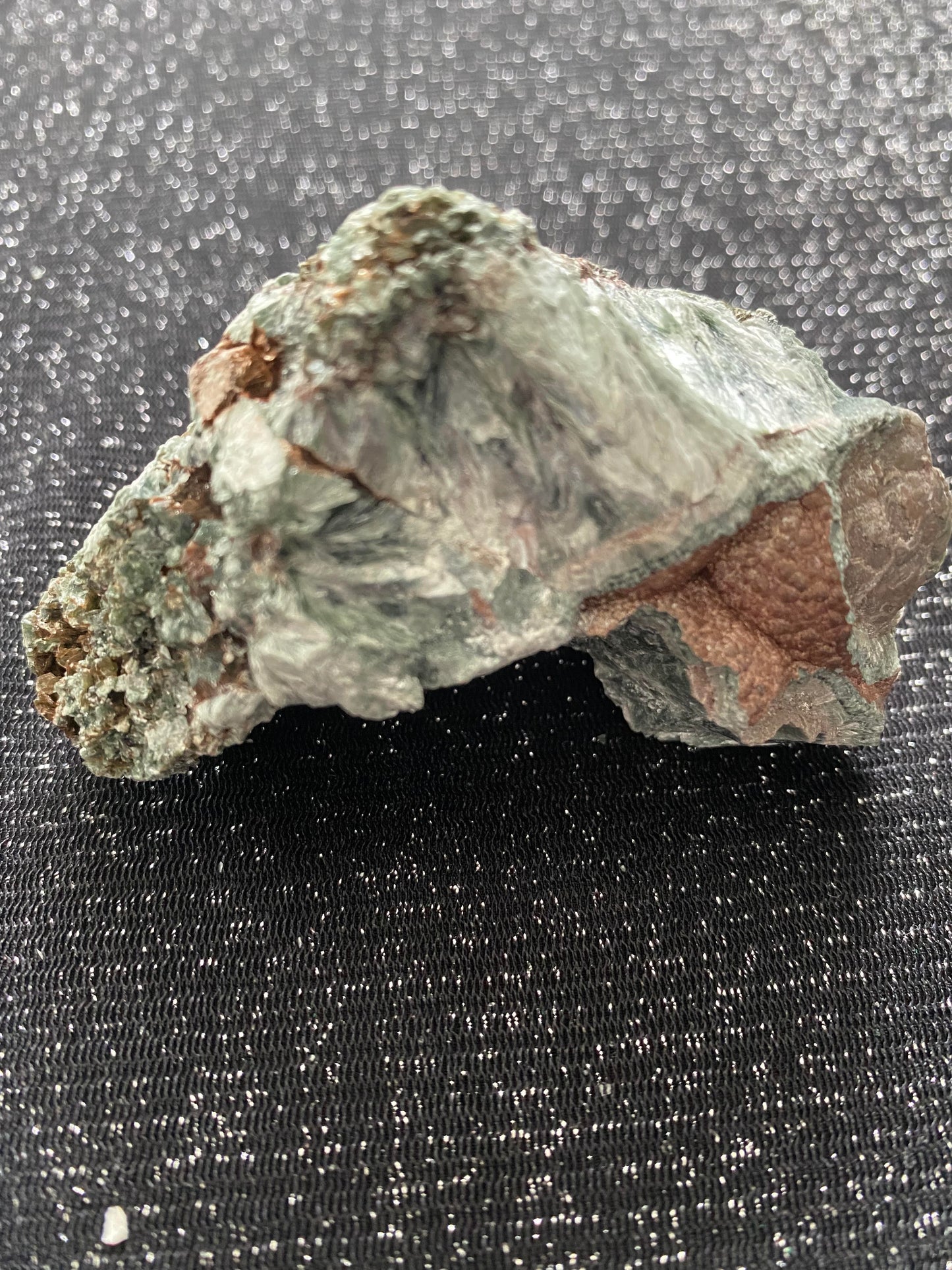 Seraphinite Siberian raw rock | 153 grams