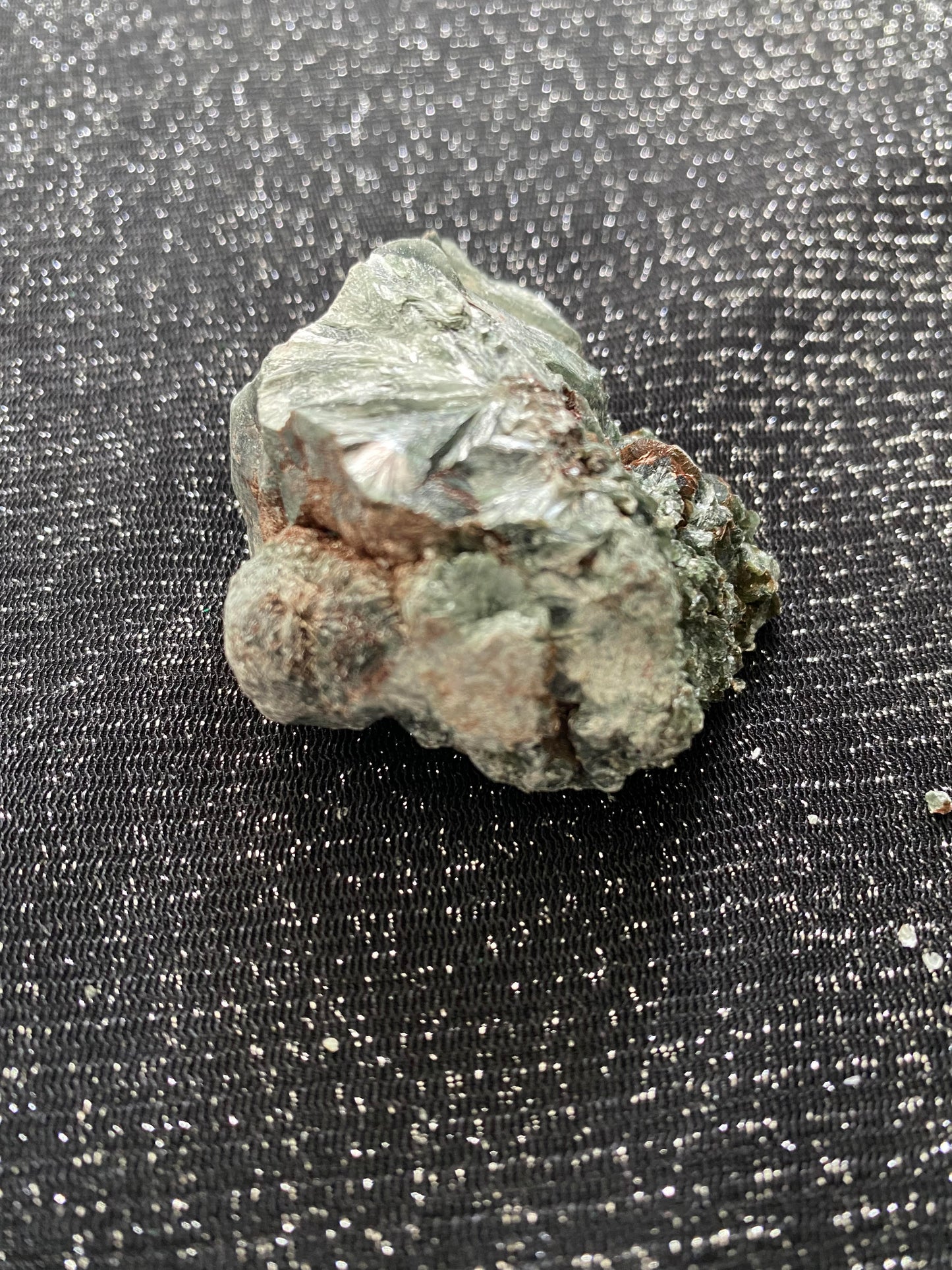 Seraphinite Siberian raw rock | 81 grams