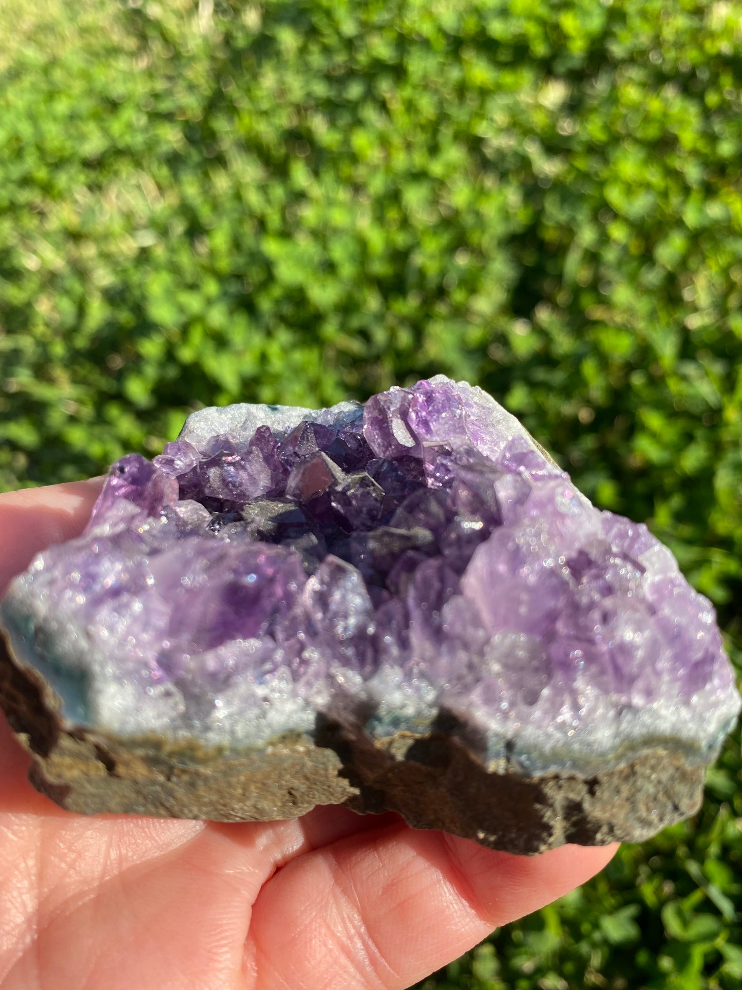 Amethyst cluster clear quartz crystal gemstone geode healing crystal business shop Ryde Chatswood Sydney Australia free gift Feng Shui