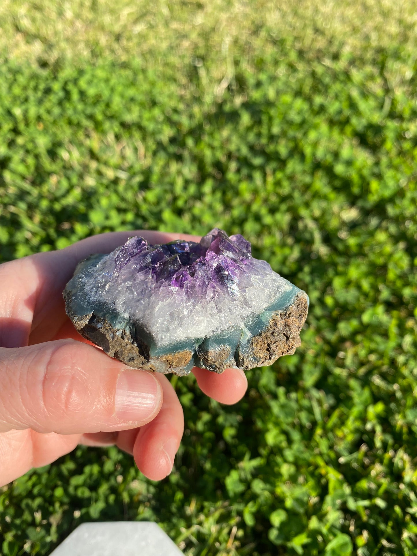 Amethyst small cluster geode | 158 grams